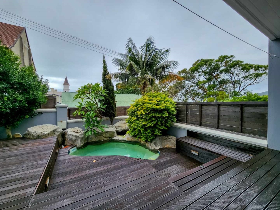 To Let 2 Bedroom Property for Rent in Gardens Western Cape